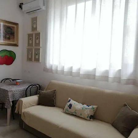 Alma House Rudiae Апартаменты Лечче